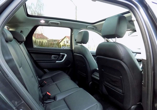 Land Rover Discovery Sport cena 75999 przebieg: 229999, rok produkcji 2018 z Paczków małe 667
